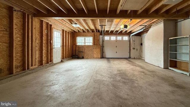 2344 OAKFIELD RD, Warrington, PA 18976