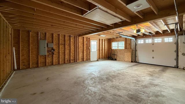 2344 OAKFIELD RD, Warrington, PA 18976