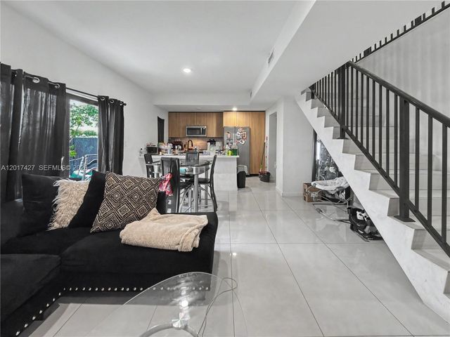 227 NW 13th Pl, Florida City, FL 33034