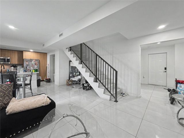 227 NW 13th Pl, Florida City, FL 33034