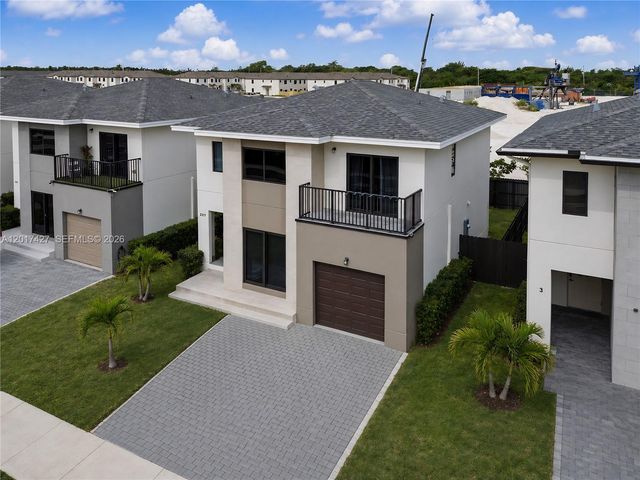 227 NW 13th Pl, Florida City, FL 33034