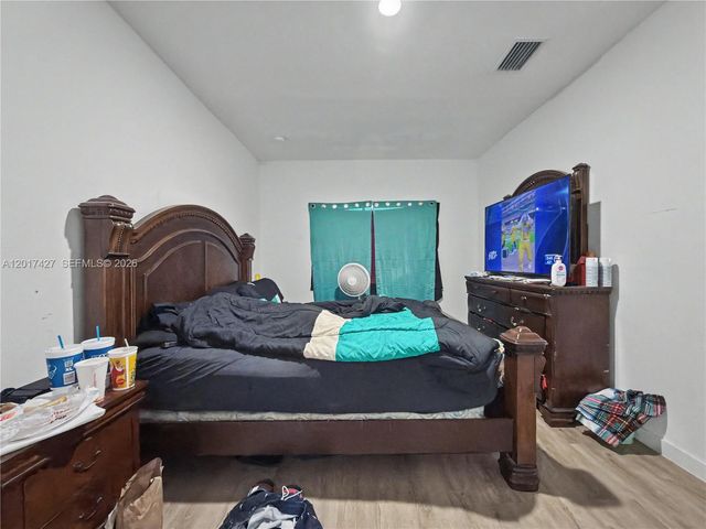 227 NW 13th Pl, Florida City, FL 33034