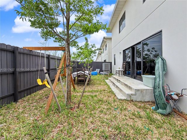 227 NW 13th Pl, Florida City, FL 33034