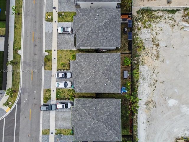 227 NW 13th Pl, Florida City, FL 33034