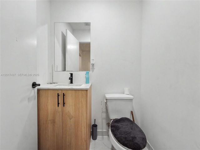 227 NW 13th Pl, Florida City, FL 33034