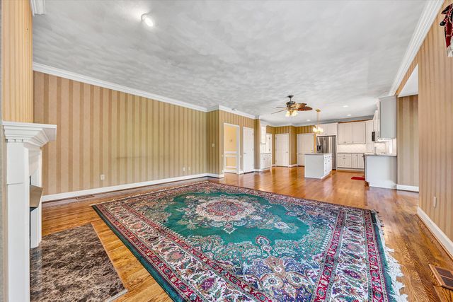 5975 Landview DR, Roanoke, VA 24018