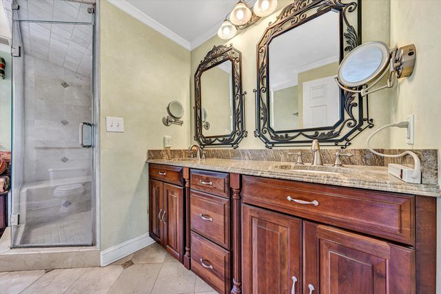 5975 Landview DR, Roanoke, VA 24018