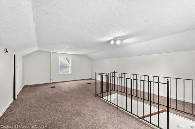 7910 Orchard Avenue, Dearborn, MI 48126