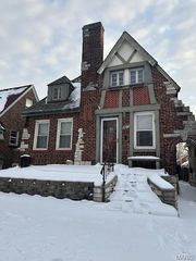 5722 Itaska Street, St Louis, MO 63109