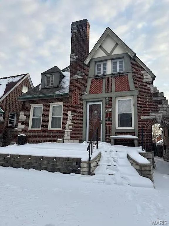 5722 Itaska Street, St Louis, MO 63109