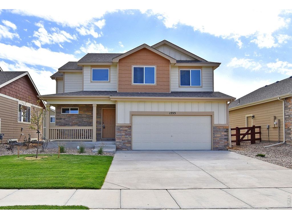 4890 Tangerine St, Johnstown, CO 80534