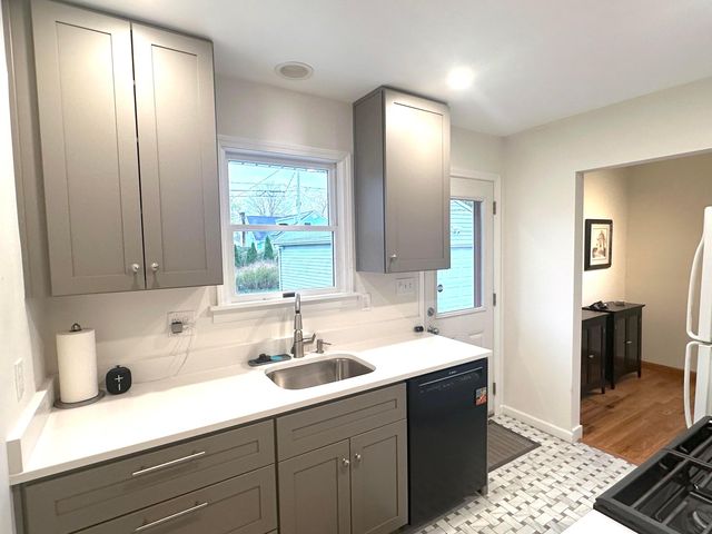 2443 Shrewsbury Road, Upper Arlington, OH 43221