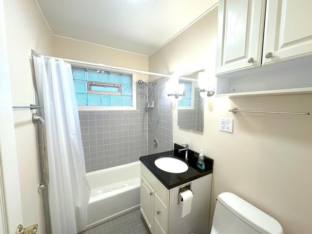 2443 Shrewsbury Road, Upper Arlington, OH 43221