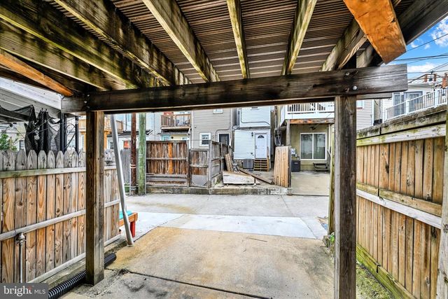 1415 RACE ST, Baltimore, MD 21230