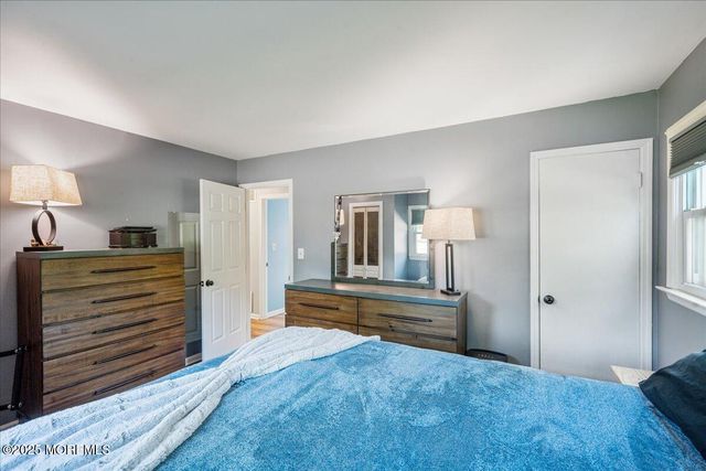 135 Larch Drive, Toms River, NJ 08753