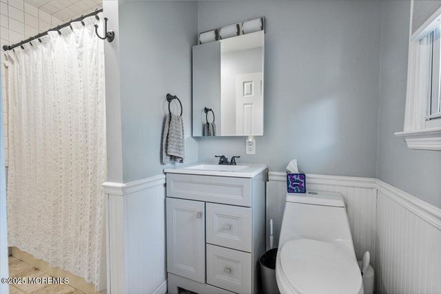135 Larch Drive, Toms River, NJ 08753