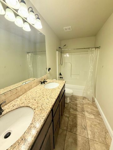 1700 Been Road, Bentonville, AR 72713