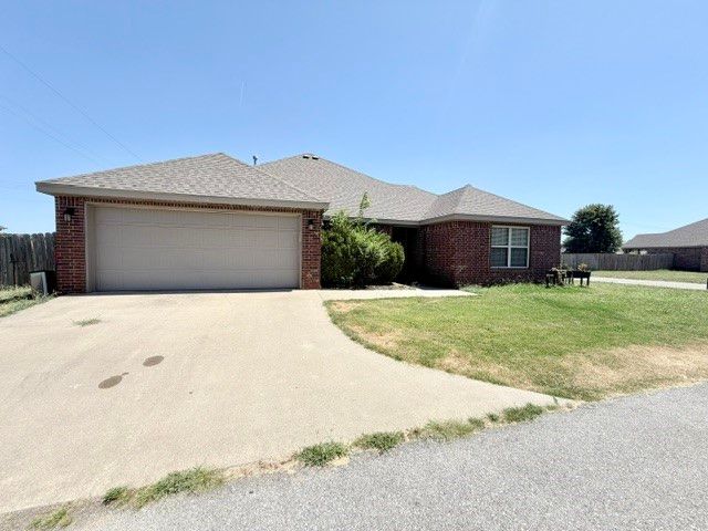 1700 Been Road, Bentonville, AR 72713
