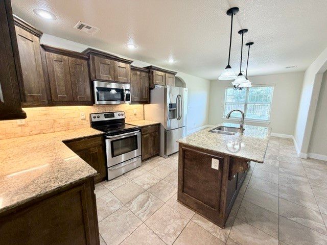 1700 Been Road, Bentonville, AR 72713