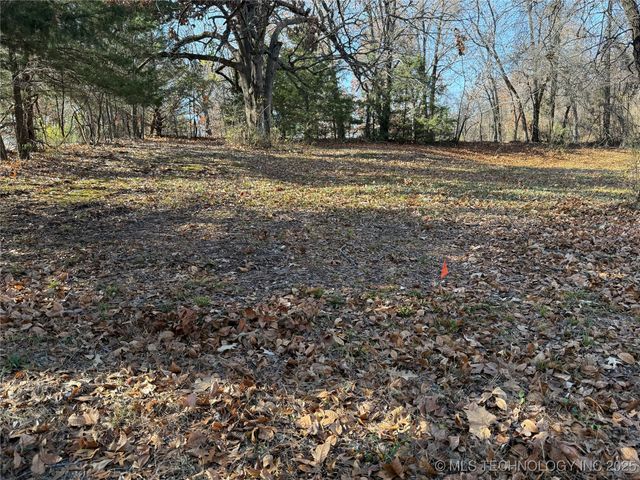 1437 Nitzel Road, Eufaula, OK 74432