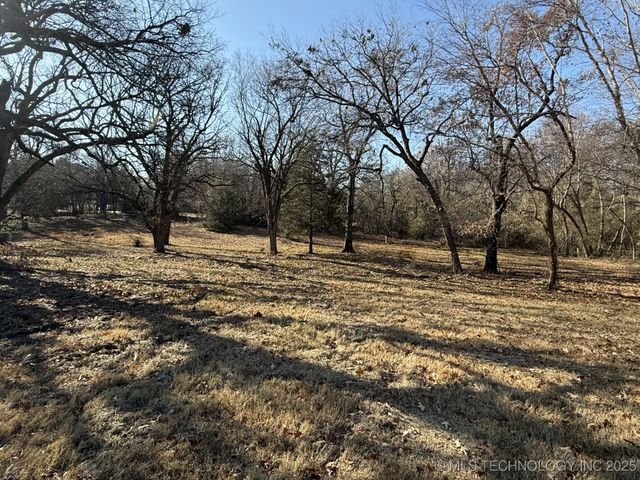 1437 Nitzel Road, Eufaula, OK 74432