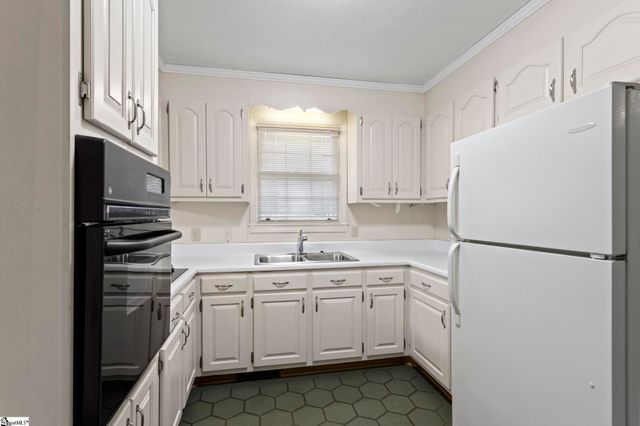 3309 E North Street, Greenville, SC 29615