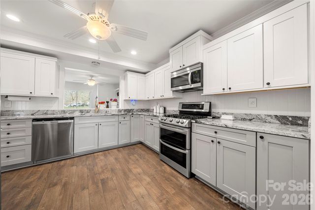 73 Ridgeport Road, Clover, SC 29710