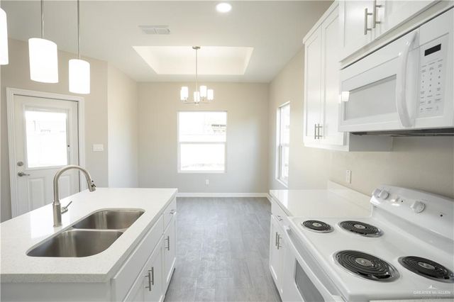 728 San Ignacio Street, San Juan, TX 78589