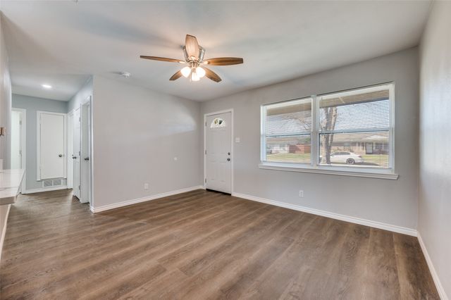 13710 Charcoal Lane, Farmers Branch, TX 75234