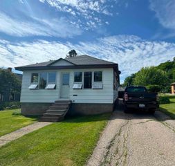 211 Michigan Avenue, Crystal Falls, MI 49920