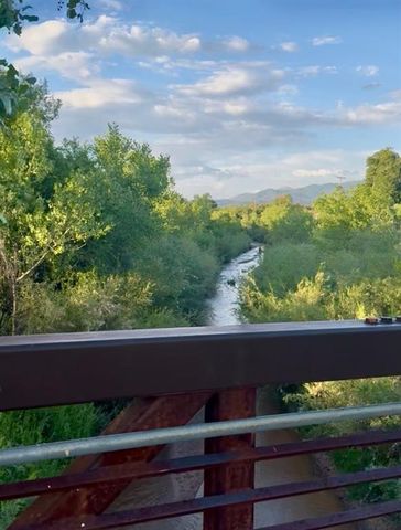 717 Calle Beatrice, Santa Fe, NM 87501