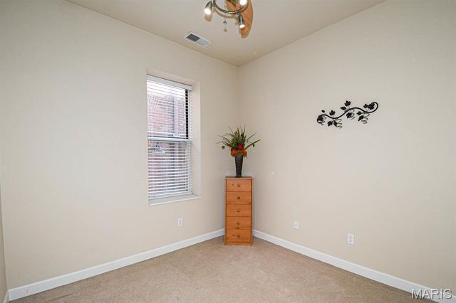 627 Clara Avenue 104, St Louis, MO 63112