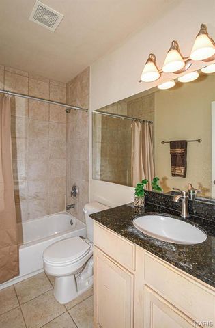 627 Clara Avenue 104, St Louis, MO 63112