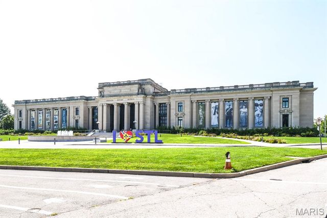 627 Clara Avenue 104, St Louis, MO 63112