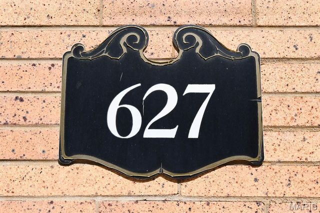 627 Clara Avenue 104, St Louis, MO 63112