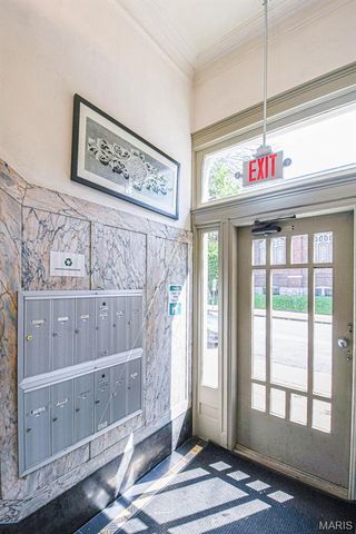 627 Clara Avenue 104, St Louis, MO 63112