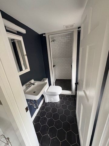 15 Rockwood Road B, Norfolk, MA 02056