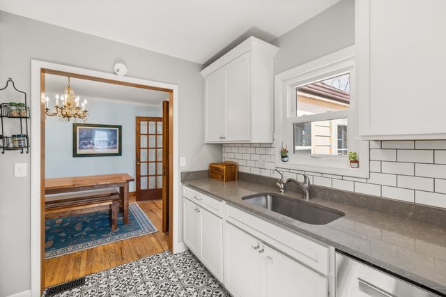 2207 35th Street, Des Moines, IA 50310