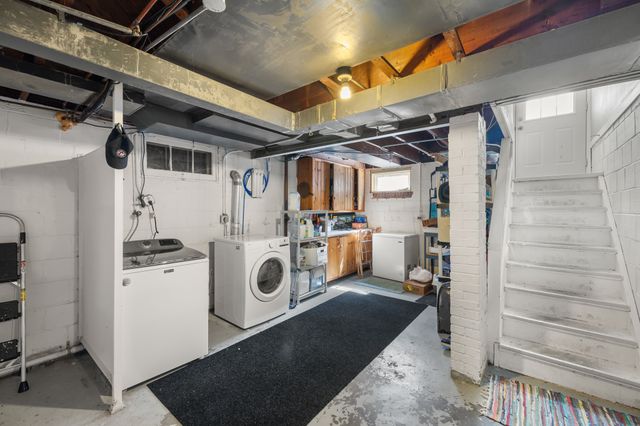 2207 35th Street, Des Moines, IA 50310