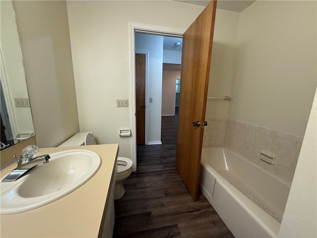 1406 Willard Street A, Springdale, AR 72762