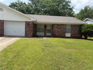 1406 Willard Street A, Springdale, AR 72762