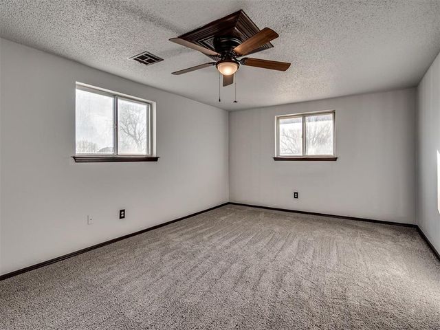 1040 SW 2nd Street, Moore, OK 73160