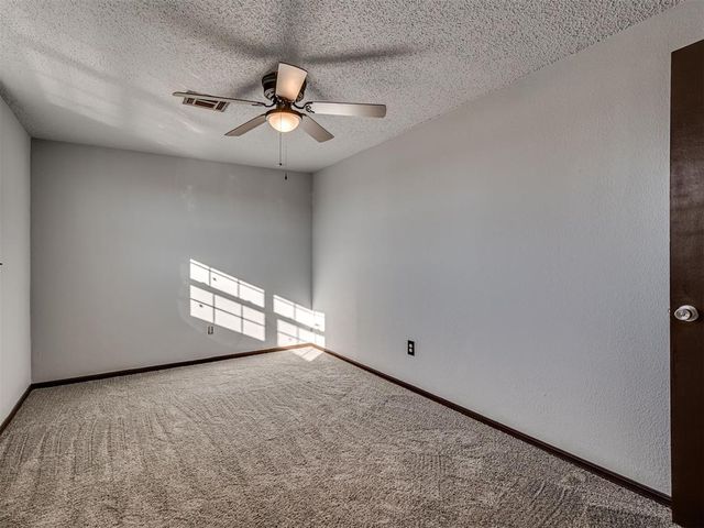 1040 SW 2nd Street, Moore, OK 73160