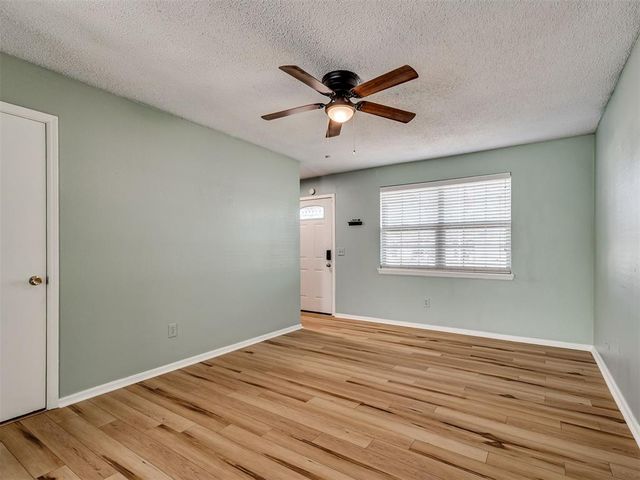 1040 SW 2nd Street, Moore, OK 73160