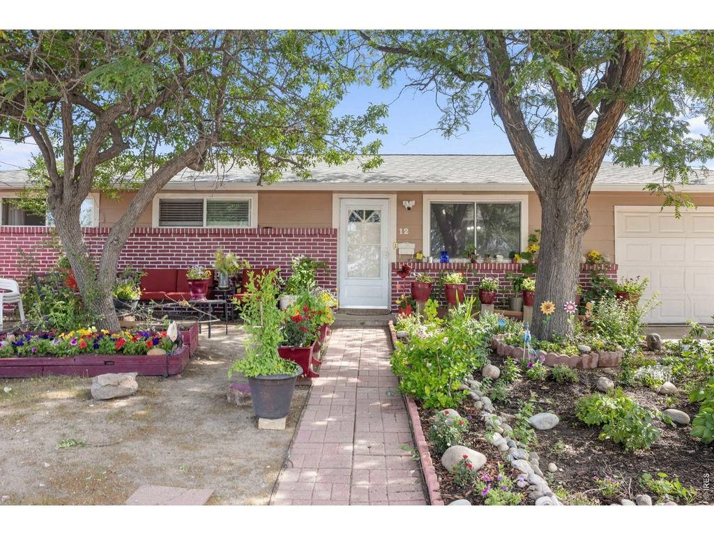 12 Sherman Ct, Longmont, CO 80501