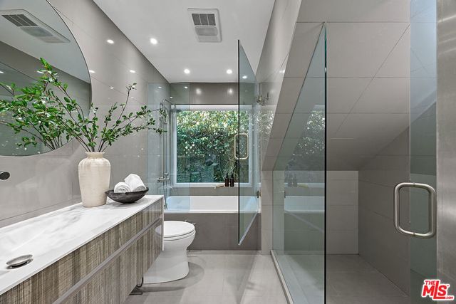 2409 Wilson Avenue, Venice, CA 90291