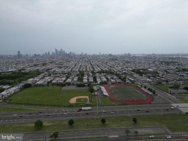 2531 S ALDER ST, Philadelphia, PA 19148