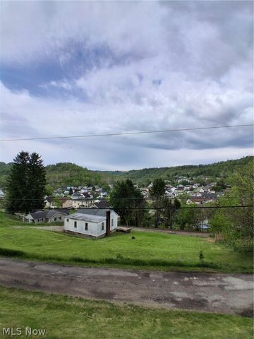 68490 Elm Street, Bridgeport, OH 43912