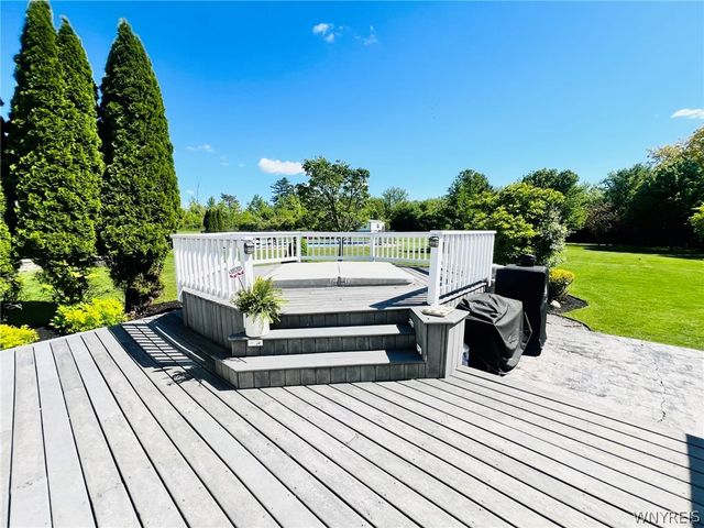 3454 Heatherwood Drive, Hamburg, NY 14075