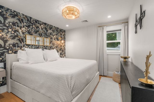 52 Calef Ave, Swansea, MA 02777
